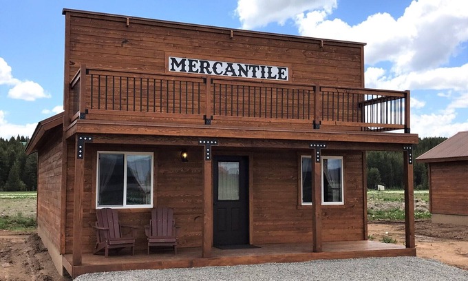 Island Park Cabin | Old West Escapes, Mercantile