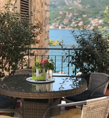 Lepetane Apartment | Oldhouse Vucinovic
