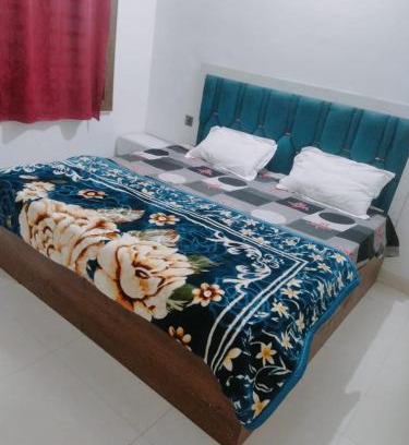 Mathura Hotel | Om Palace