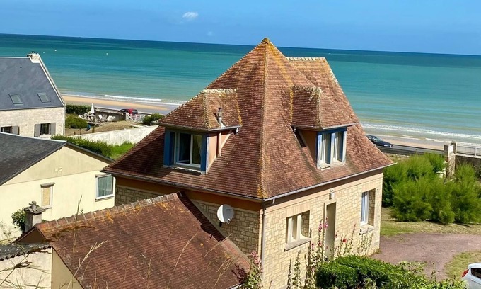 Vierville-sur-Mer House | OMAHA BEACH -LES HORTENSIAS - SEA VIEW (Waterfront)