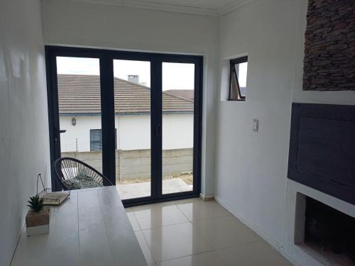 Trawal House | On 36 Neethlingshof