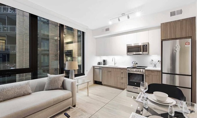 NoMa Hotel | on Capitol Hill | Gym + Business Center | Union Market