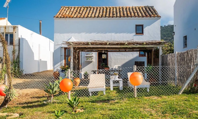 Los Canos de Meca House | On the beachfront.