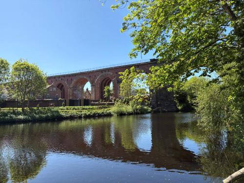 Yarm House | On Yarm High Street Great for Couples Families and Business Travel