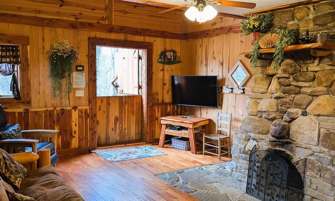 Bruno Cabin | Once a Blacksmith shop, now a 3-bedroom cabin beauty in the heart of the Ozarks