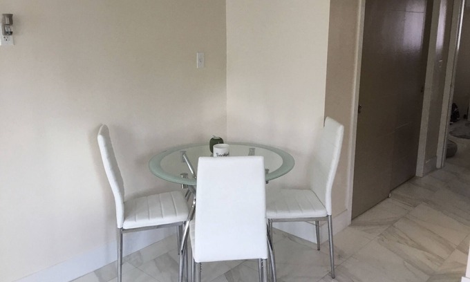 Hialeah Apartment | One bedroom apartment fully modern remodeled/fully furnished
