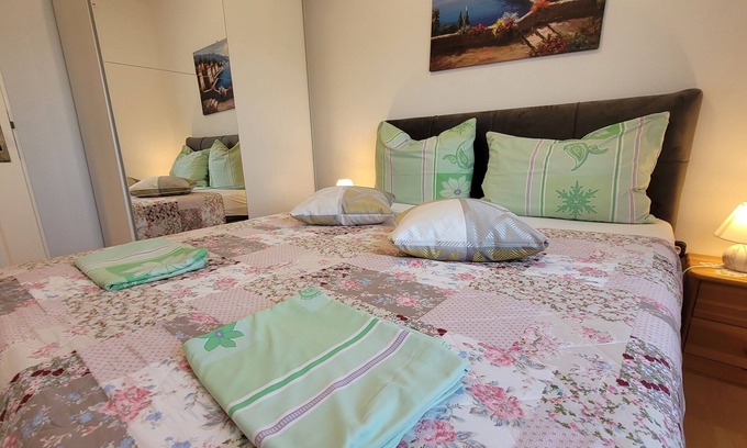 Sveti Anton Apartment | One bedroom apartment with air-conditioning Milovcici, Krk (A-23577-a)