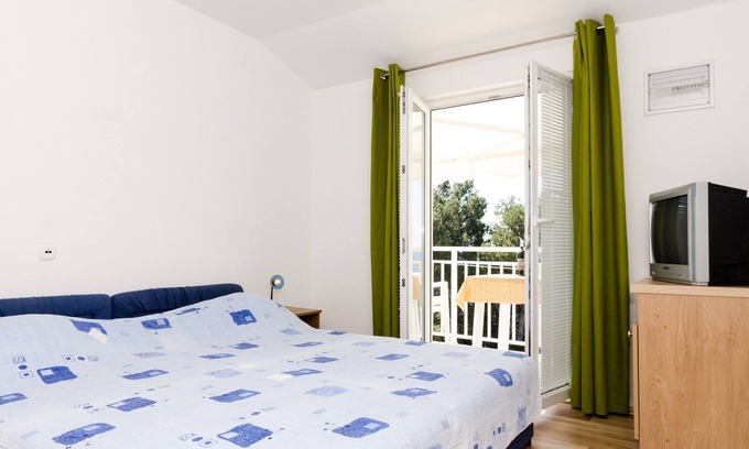 Orebic House | One bedroom apartment near beach Dingač - Borak, Pelješac (A-18060-e)