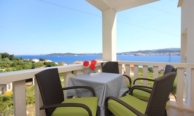 Kuciste Apartment | One bedroom apartment with terrace and sea view Kučište - Perna, Pelješac (A-10161-d)