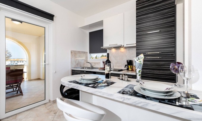 Punat Apartment | One bedroom apartment with terrace Punat, Krk (A-20553-a)