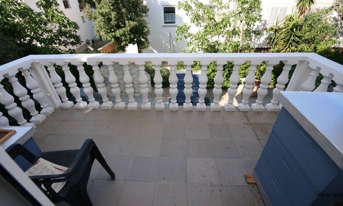 Mandre Apartment | One bedroom apartment with terrace Mandre, Pag (A-6405-e)