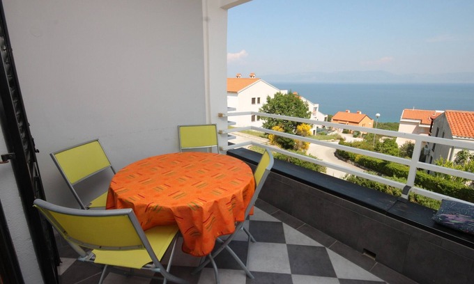 Ravni Apartment | One bedroom apartment with terrace and sea view Ravni, Labin (A-7661-a)