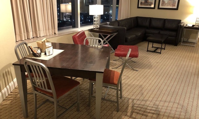 Atlantic City Apartment | One bedroom High-Rise Suite Located on Atlantic City Boardwalk