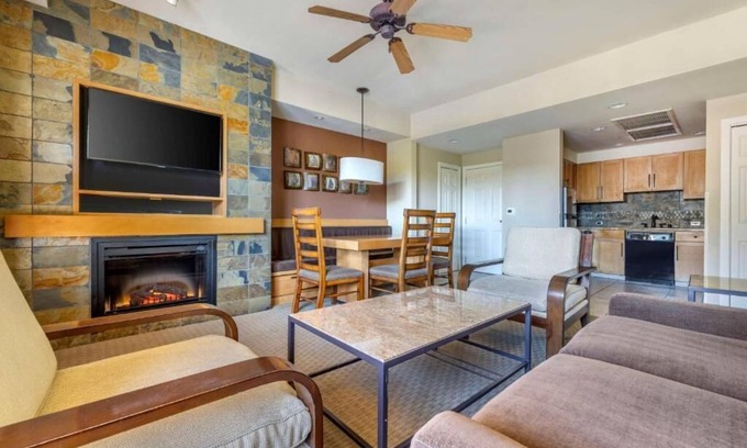 South Lake Tahoe Resort | ONE BEDROOM LAKE VIEW@Hilton Vacation Club Lake Tahoe Resort South