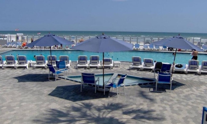 New Smyrna Beach Resort | One Bedroom, Ocean Front, Luxury Condo, New Smyrna Beach, FL 3934454