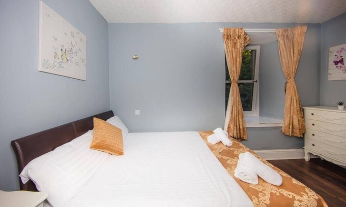 Tollcross Apartment | One bedroom property in City Centre location