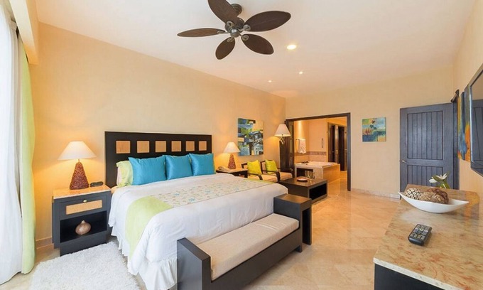 South Shore Hotel Area Apartment | One Bedroom Suite