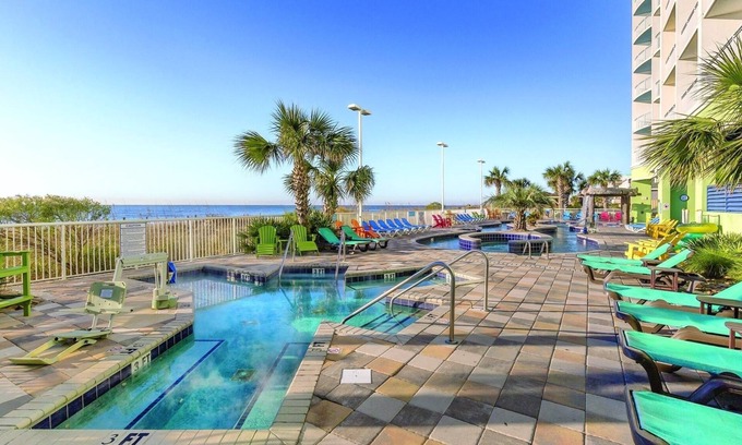 Cherry Grove Beach Resort | One Bedroom, Ocean Front, Luxury Condo, Myrtle Beach, SC (1893591)