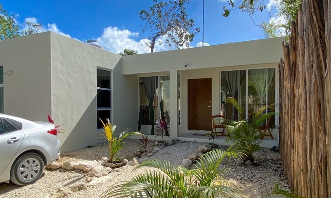 Chemuyil House | One Bedroom Villa 10 min to the beach with a private pool!