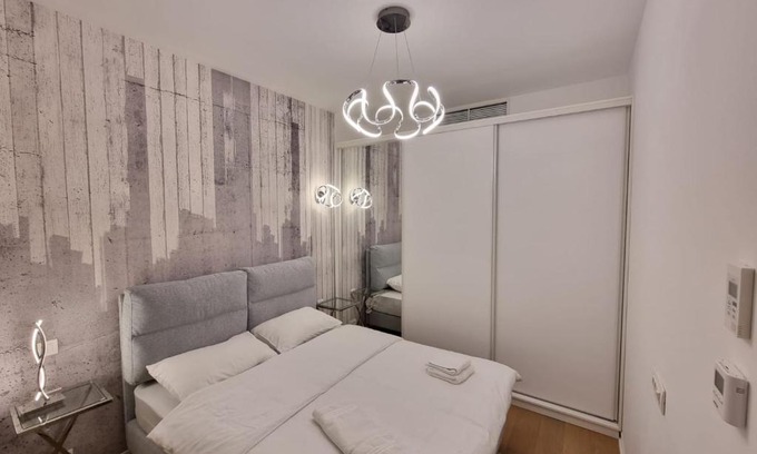 Sector 1 Hotel | One Inclusive Best Region Apartment