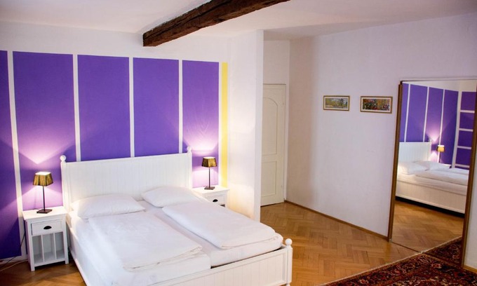 Altstadt Apartment | One-room "Elfi"