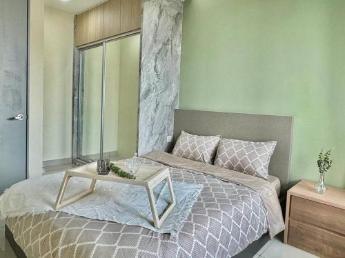 Bukit Jalil Apartment | One Room Studio*Wifi*MRT*Lakeview*#1