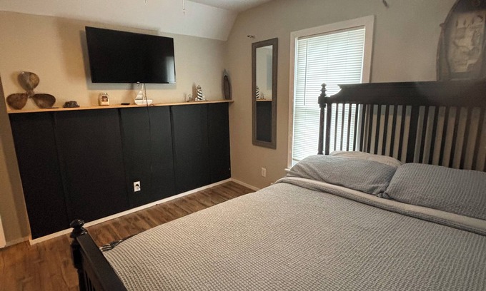 Sylvan Beach Apartment | Oneida Lake Escape