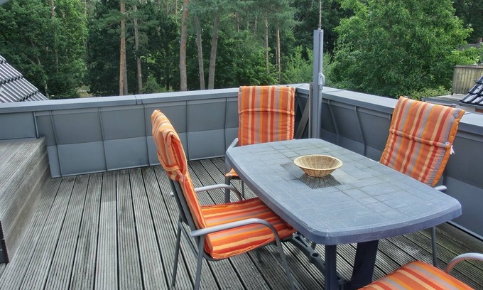 Markgrafenheide Apartment | Only approx. 300 m to the fine sandy beach close to Warnemünde in Markgrafenheide. -