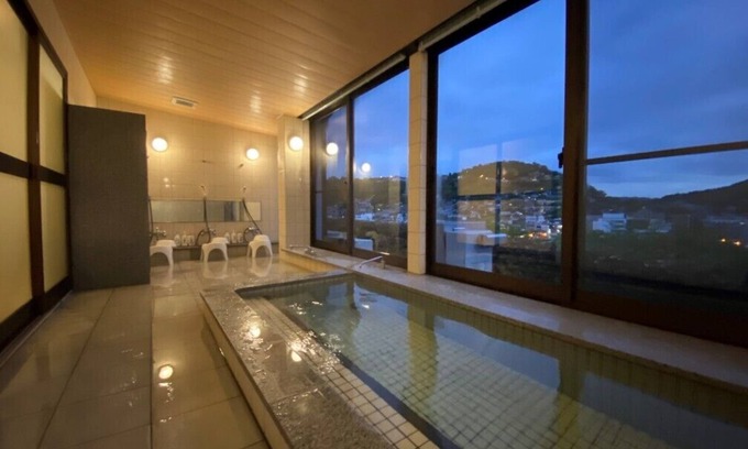 Onomichi Hotel | Onomichi Yasuraginoyado Seeso