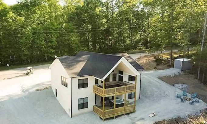 La Follette House | OnThe Rocks at Norris Lake