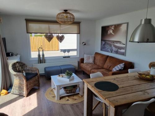 Serooskerke Ski Chalet | Oostveen Comfortable holiday residence
