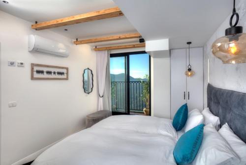 Safed Old City House | Open Skys