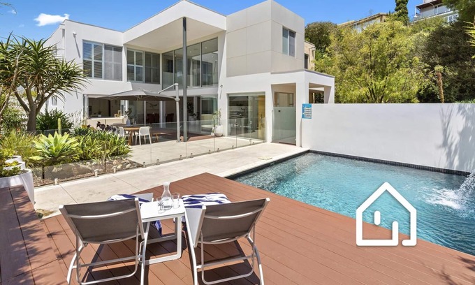 Blairgowrie House | Opulence on Olive *1 NIGHT FREE* Resort Luxury Opposite Blairgowrie Yacht Club