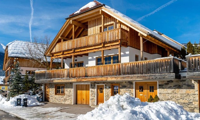 Mauterndorf Ski Chalet | Opulent Chalet in Mauterndorf with Whirlpool & Sauna