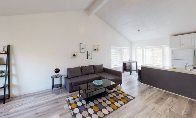 North Tustin House | Opuluxe Disneyland Getaway Unit 2