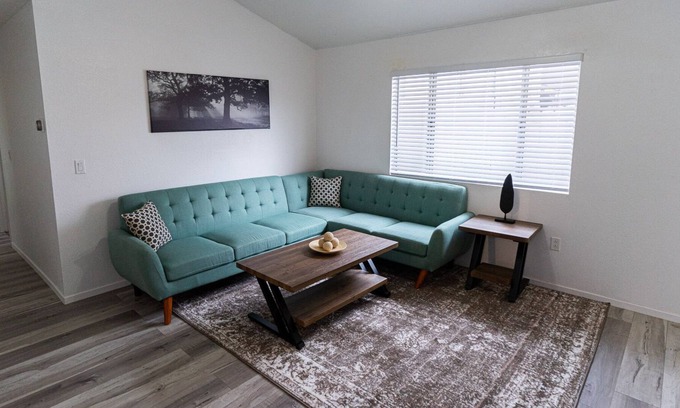 North Tustin House | Opuluxe Disneyland Getaway Unit 1