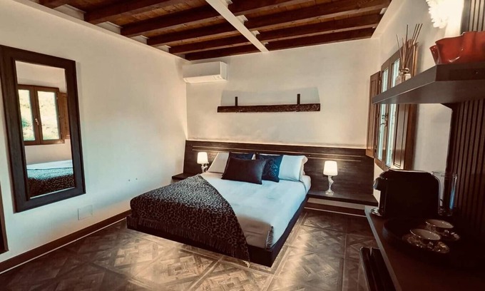 Santa Croce Hotel | Opus Firenze Boutique B&B Tosca Suite -City Center