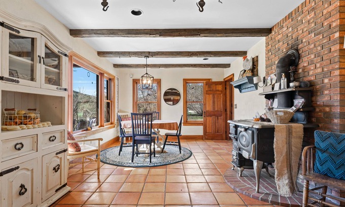 Bridgewater Corners Other | OQ Farm Manse House: Animal Farm Stay