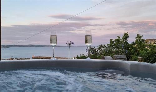 Newlyn House | Orchard Cottage