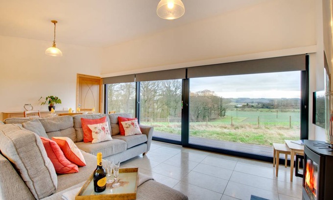 Kelso Cottage | Orchard Hideaway