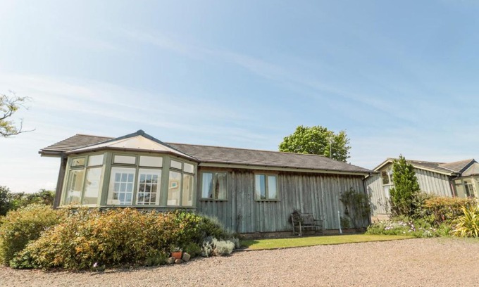 South Charlton House | Orchard Lodge