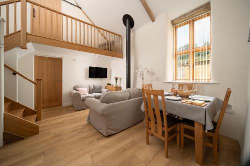 Stoke Rivers House | Orchard View