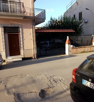 Marcianise Bed & Breakfast | Orchidea1