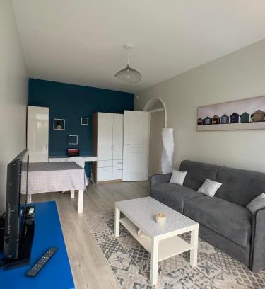 Les Baumettes Apartment | OREGON