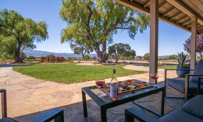 Santa Ynez House | Organic Vineyard w/Bocce & Game Room. Sleeps 8
