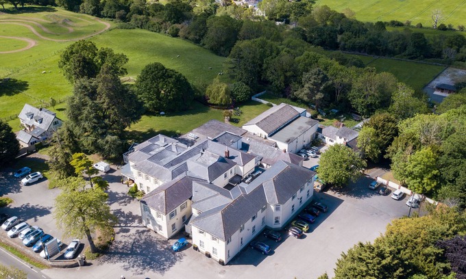 Saint Asaph Hotel | Oriel Hotel