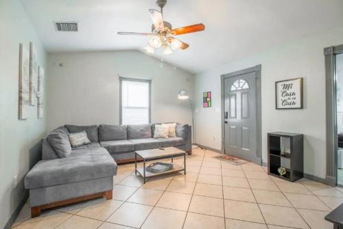 Dixie Belle House | Orlando 3br2ba Family Stay With Big Savings