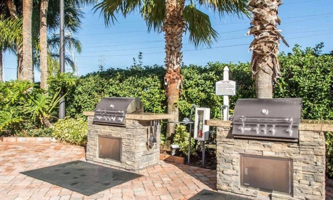 Florida Center Apartment | Orlando's Sunshine Resort