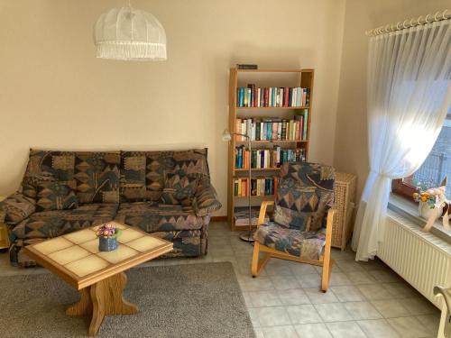 Orth Apartment | Orth Poststraße 8 EG