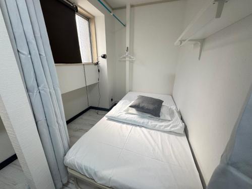 Nishitenma House | Osaka Guesthouse Sakura